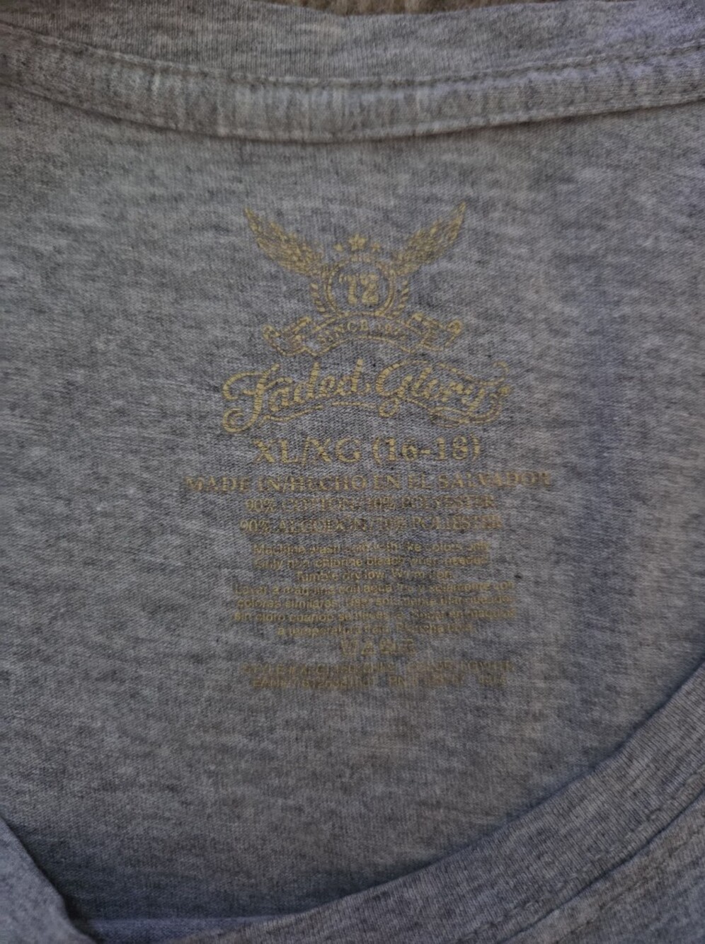 Basic Tee Bundle - L/XL - Picture 5 of 8